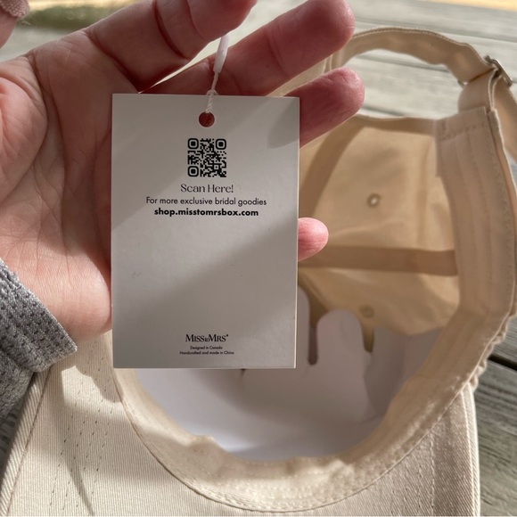 Wifey Embroidered Ivory Cream Twill Hat NWT - Picture 5 of 5